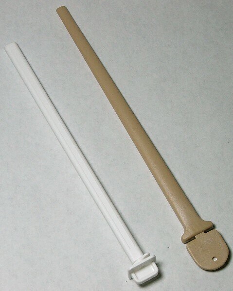 All Parrot Products - Quiko Plastic Twist Perch